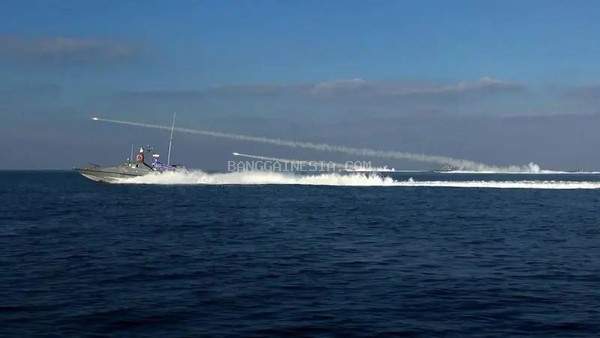  Saling Serang, Kini Giliran Iran Serang Kapal Militer AS di Selat Hormuz