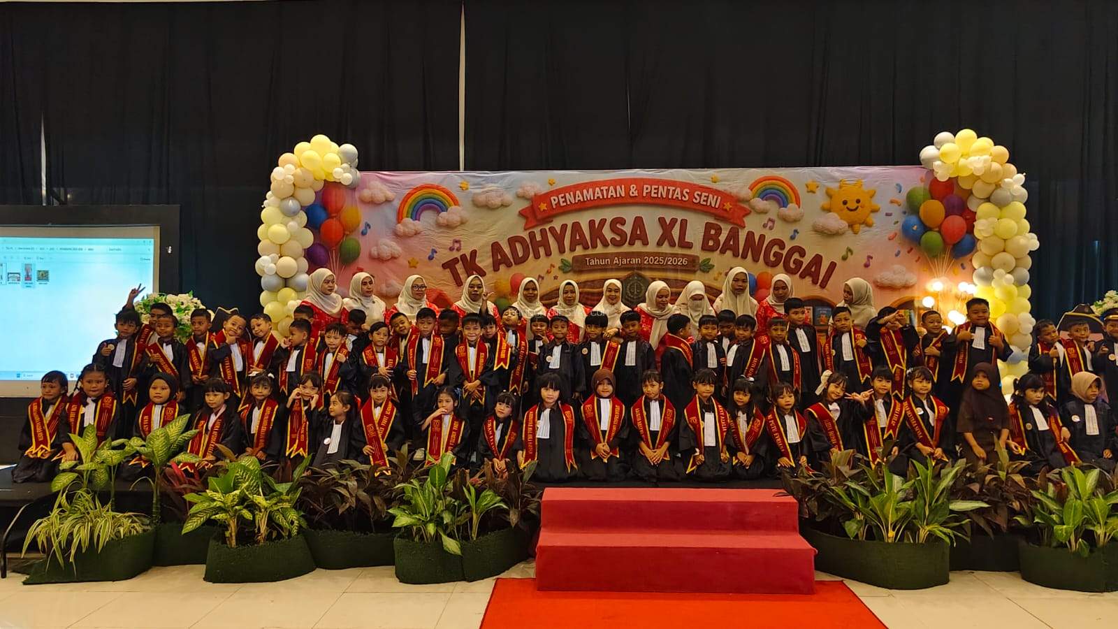  Kadisdikbud Bersama Kajari Banggai Lepas Penamatan 60 Siswa TK Adhyaksa XL Banggai